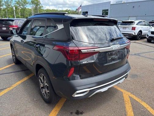 2023 Kia Seltos EX