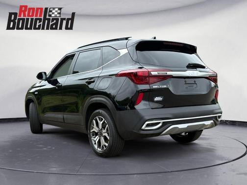 2023 Kia Seltos EX