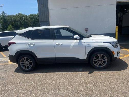 2022 Kia Seltos LX
