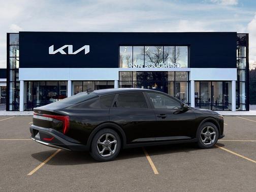 Black 2026 Kia K4