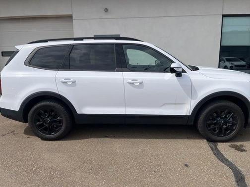 White 2024 Kia Telluride SX Prestige X-Pro