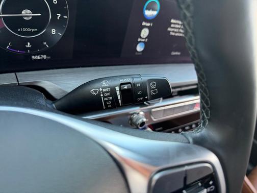 White 2024 Kia Telluride SX Prestige X-Pro
