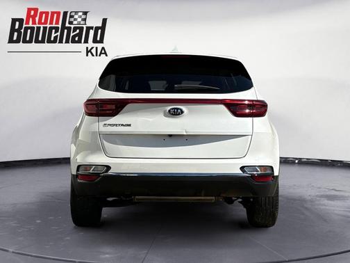2022 Kia Sportage LX