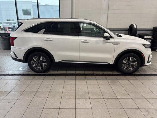 2022 Kia Sorento Hybrid S