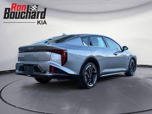 2025 Kia K4 GT-Line