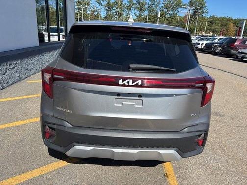 2024 Kia Seltos LX