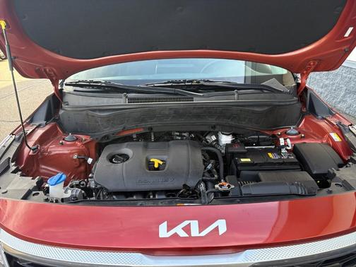 2023 Kia Seltos S