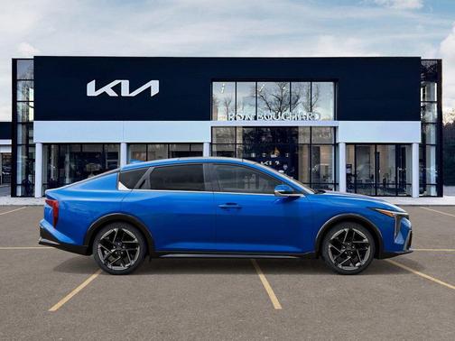 2025 Kia K4 GT-Line