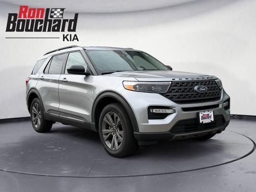 Silver 2022 Ford Explorer XLT