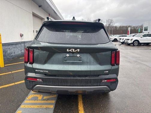 2023 Kia Sorento X-Line S