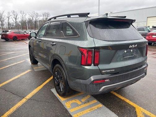 2023 Kia Sorento X-Line S