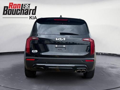 Black 2022 Kia Telluride SX