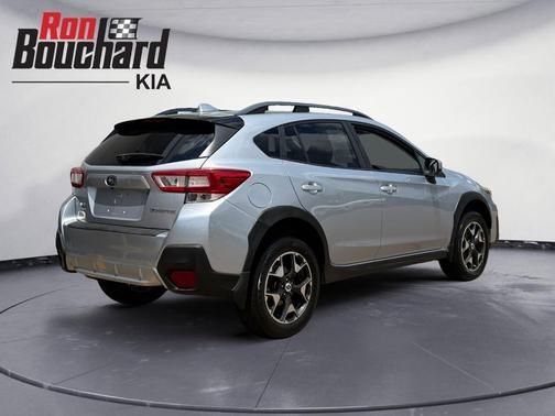 Ice Silver Metallic 2018 Subaru Crosstrek 2.0i Premium