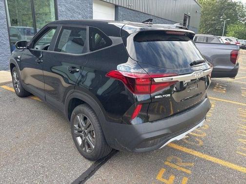 2023 Kia Seltos LX