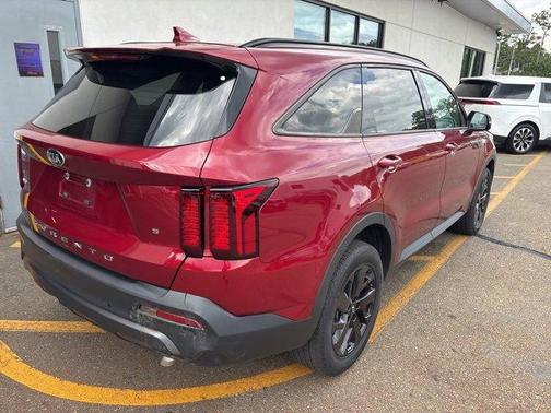 2021 Kia Sorento S