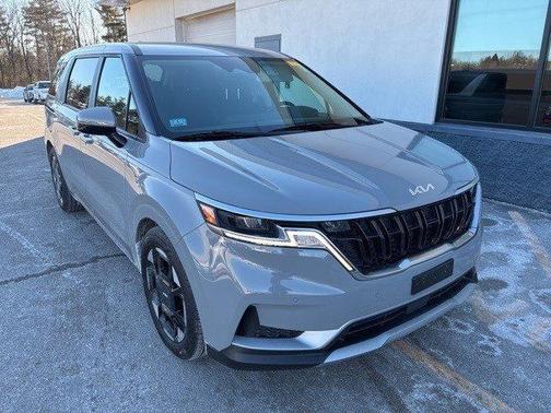 2023 Kia Carnival EX