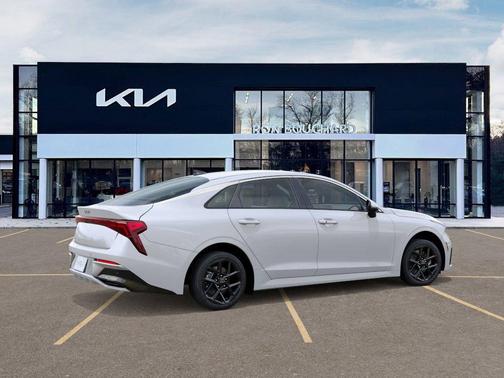 2026 Kia K5 LXS