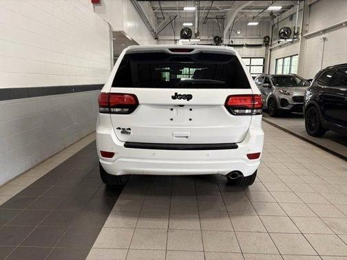 2017 Jeep Grand Cherokee Altitude