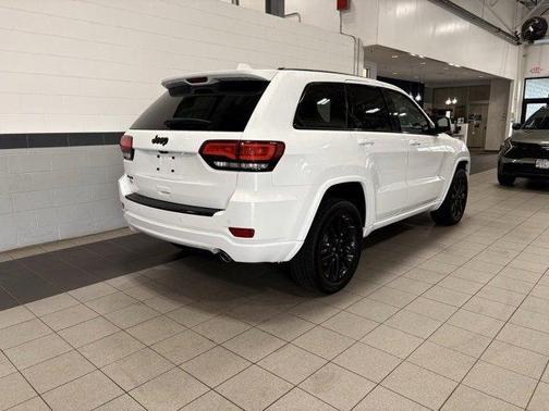 2017 Jeep Grand Cherokee Altitude