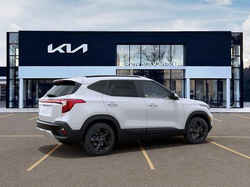 White 2026 Kia Seltos EX