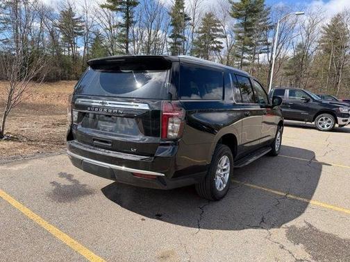 2024 Chevrolet Suburban LT