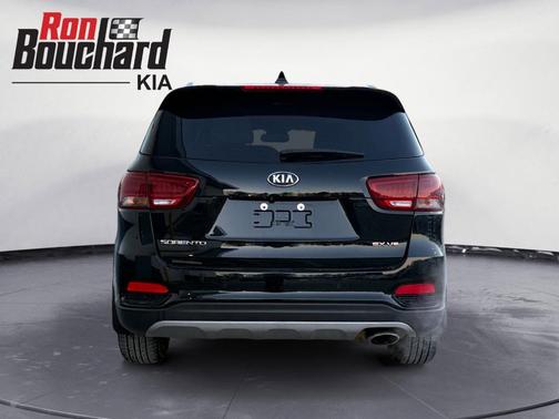 2019 Kia Sorento EX V6