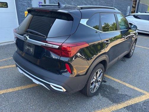 2021 Kia Seltos EX