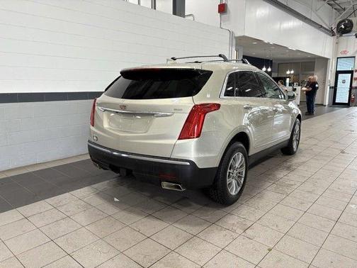 2017 Cadillac XT5 Luxury