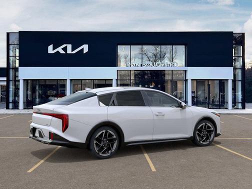 2025 Kia K4 GT-Line