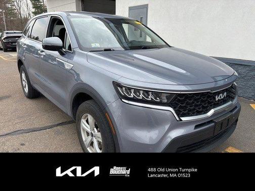 2022 Kia Sorento LX