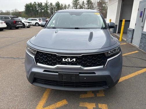 2022 Kia Sorento LX