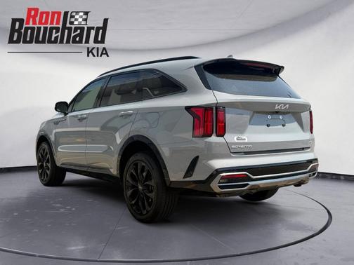 Gray 2023 Kia Sorento SX