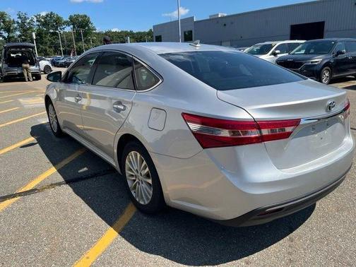 Gray 2013 Toyota Avalon Hybrid Limited