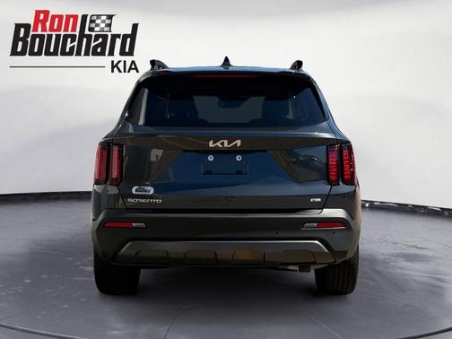 Gray 2023 Kia Sorento X-Line EX