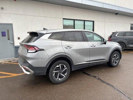 2023 Kia Sportage Hybrid LX