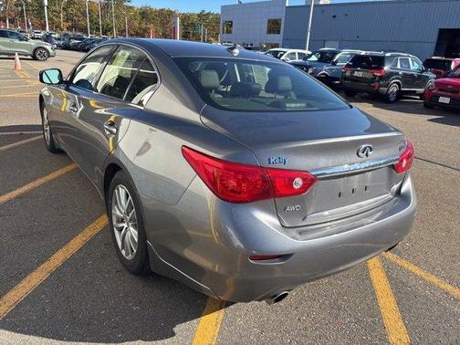 2015 INFINITI Q50 Premium