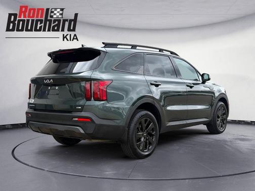 Green 2023 Kia Sorento X-Line S