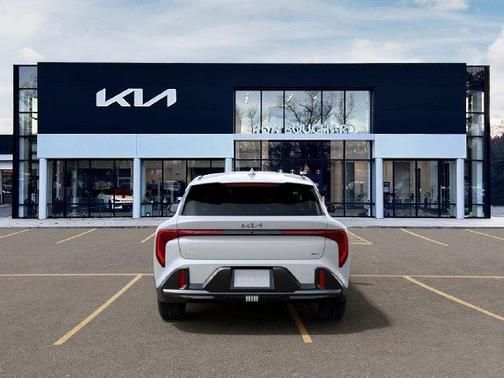 Snow White Pearl 2026 Kia K4 GT-Line