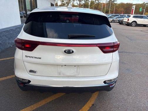 2022 Kia Sportage LX
