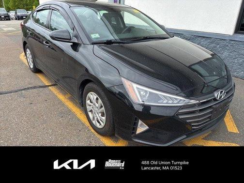2019 Hyundai ELANTRA SE
