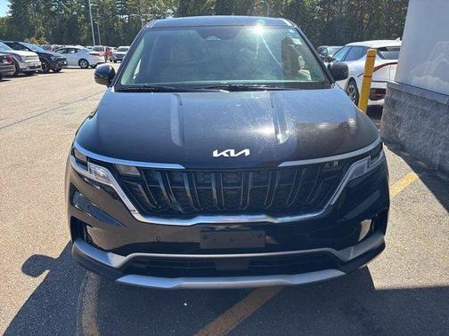 2023 Kia Carnival EX