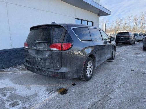 2017 Chrysler Pacifica Touring