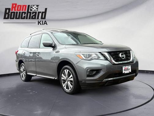 2017 Nissan Pathfinder S