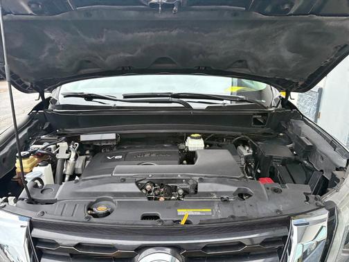 2017 Nissan Pathfinder S
