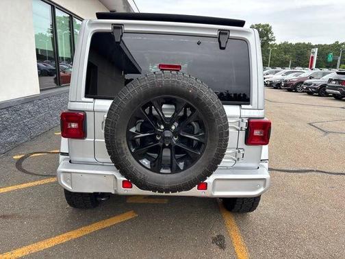 Silver 2022 Jeep Wrangler Unlimited Sahara High Altitude