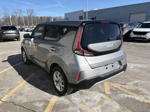 2024 Kia Soul LX