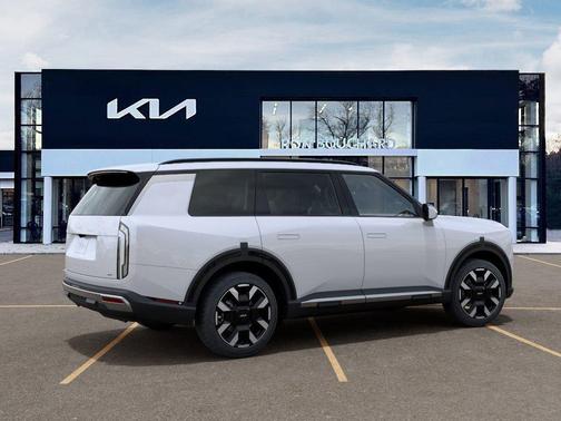 White 2027 Kia Telluride S