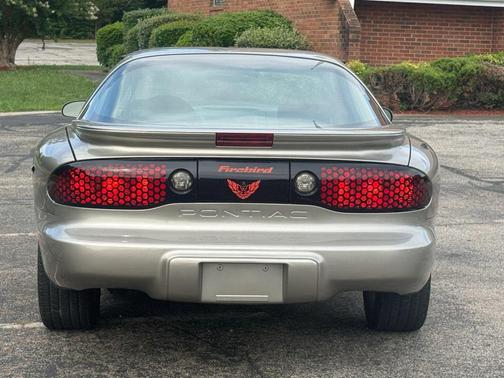 Bright Silver Metallic 2000 Pontiac Firebird Coupe 2D