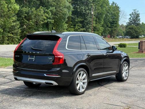 Onyx Black Metallic 2018 Volvo XC90 T6 Inscription