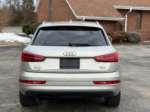 2018 Audi Q3 2.0T Sport Premium